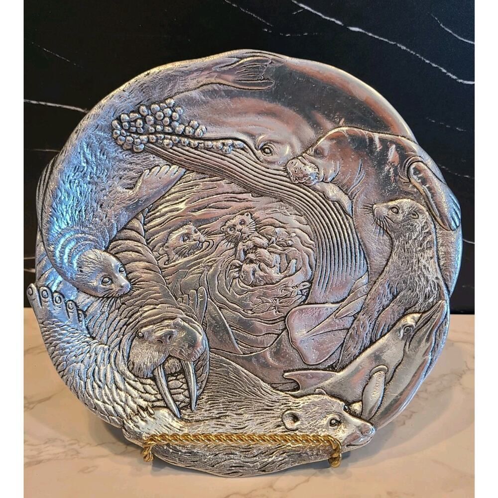 ARTHUR COURT 1990 Ca. Marine Mammal Center 8" PLATE # 143/7500 Signed By Artist